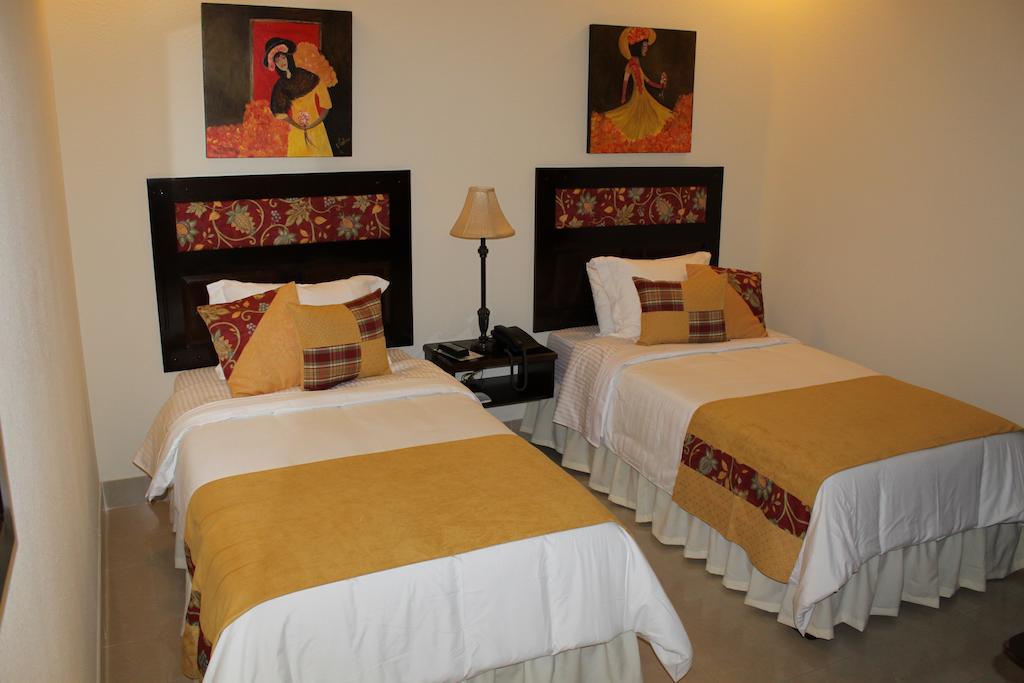 Victoria'S Park Hotel Armenia  Bagian luar foto