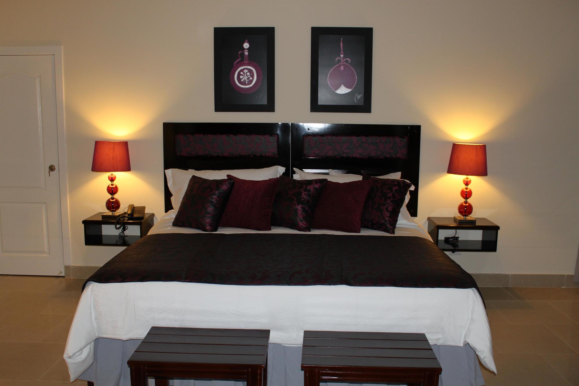 Victoria'S Park Hotel Armenia  Bagian luar foto