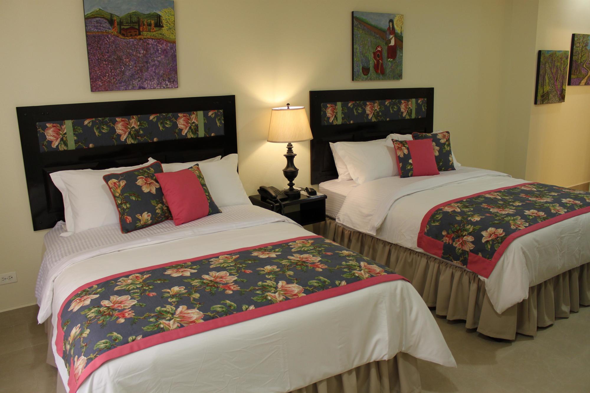 Victoria'S Park Hotel Armenia  Bagian luar foto