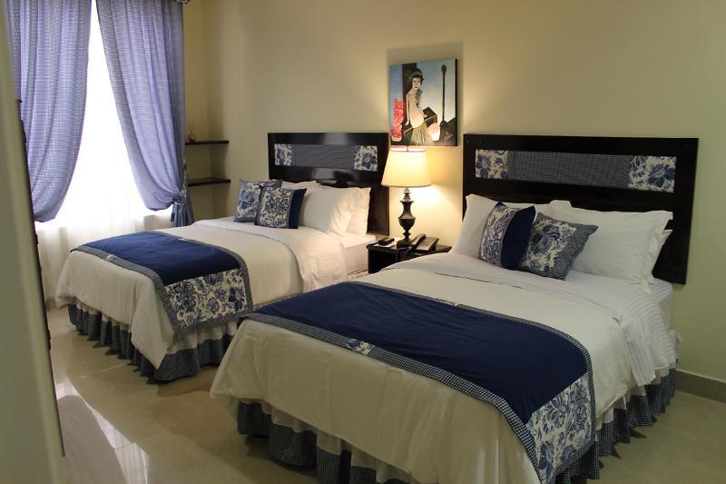 Victoria'S Park Hotel Armenia  Bagian luar foto