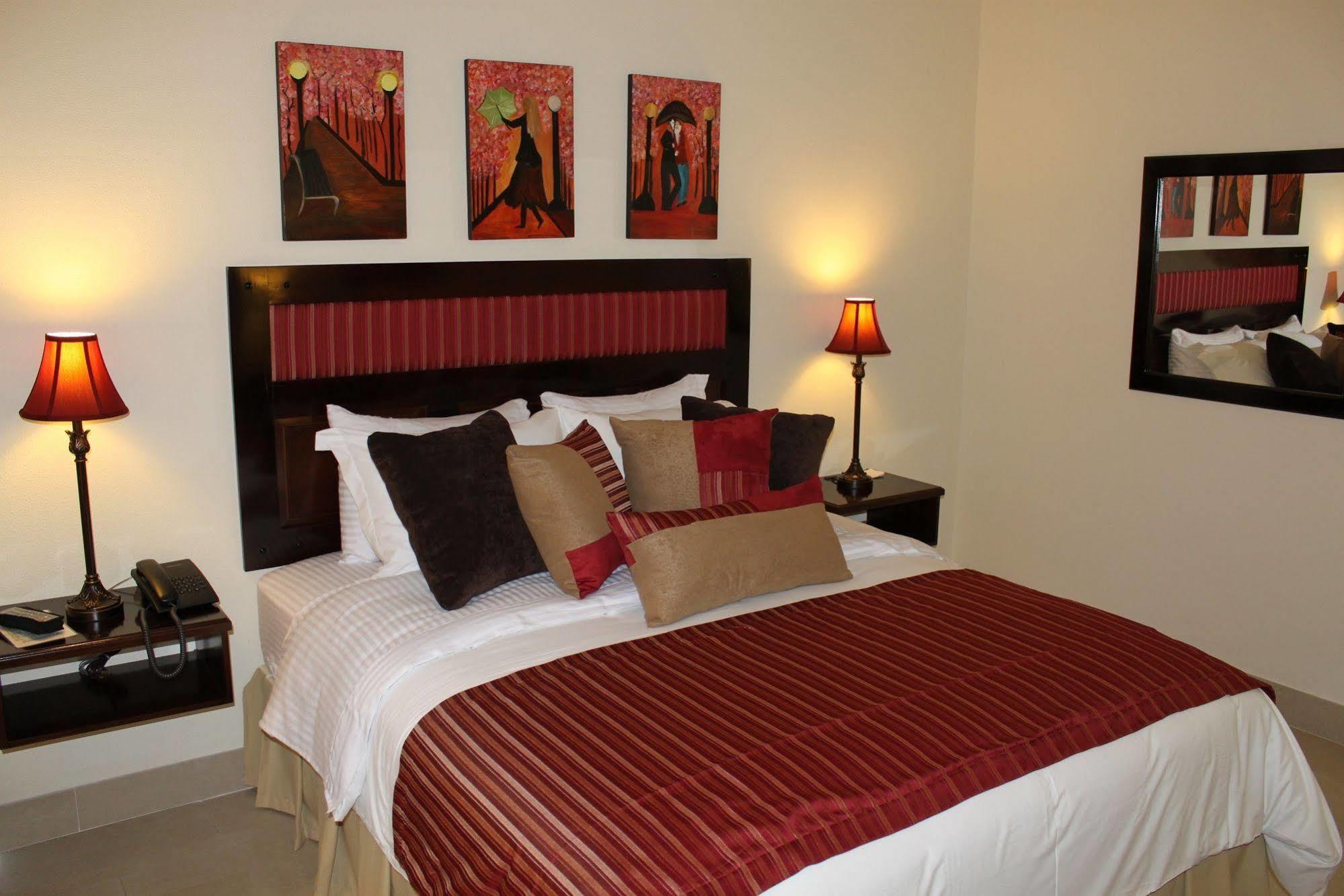 Victoria'S Park Hotel Armenia  Bagian luar foto