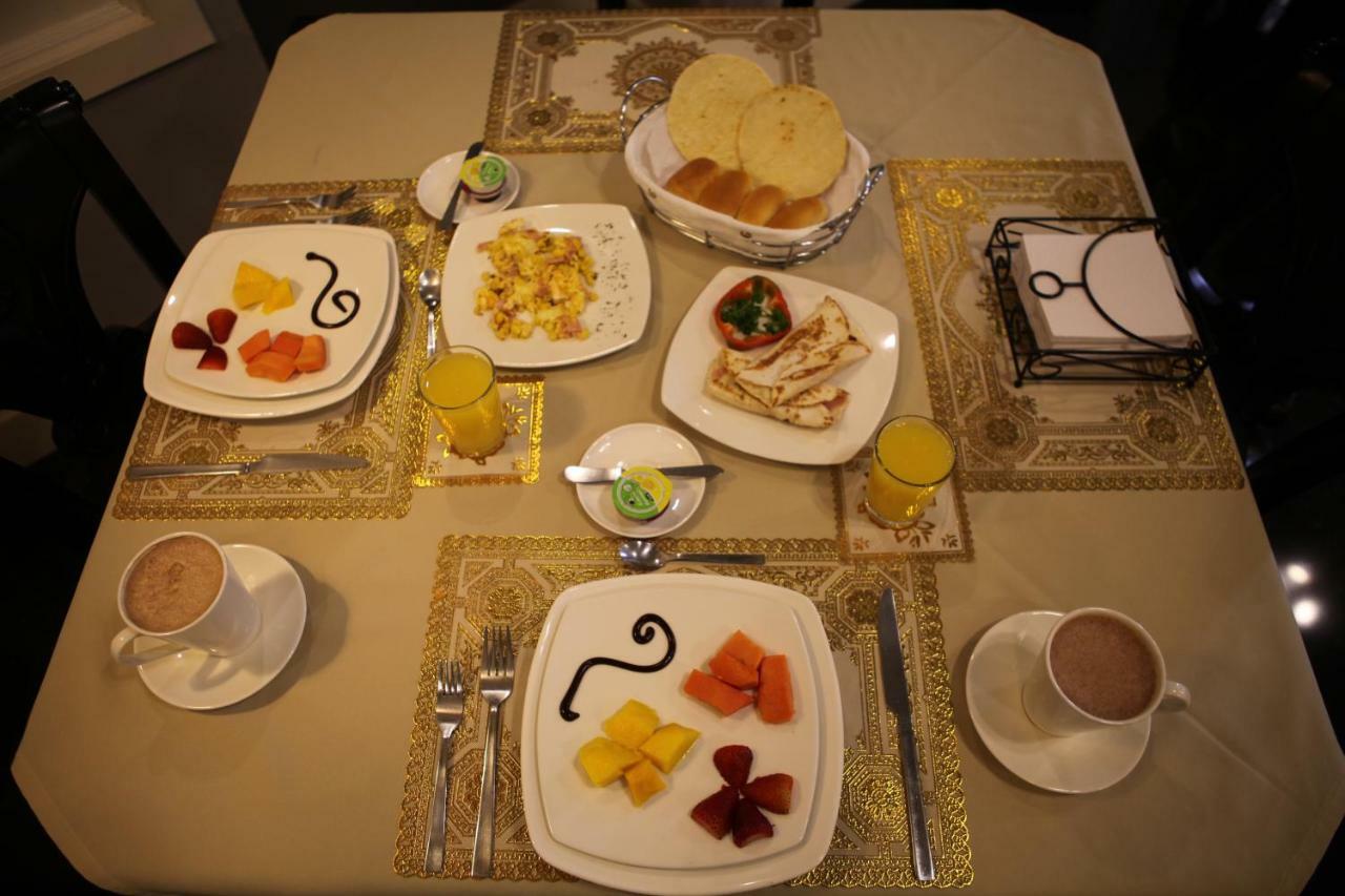 Victoria'S Park Hotel Armenia  Bagian luar foto